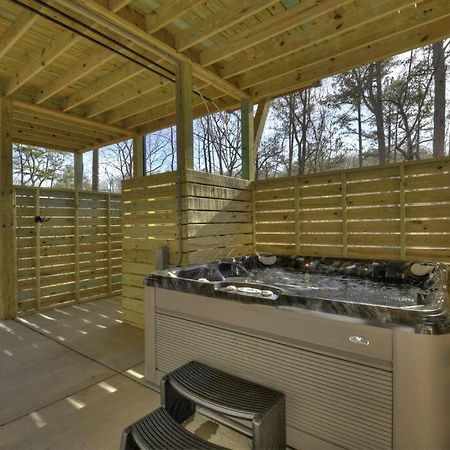 הוילה בלו רידג' Rosewood Retreat - Hot Tub Fire Pit Pool Table מראה חיצוני תמונה